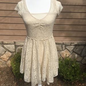 American Eagle Lace Dress
